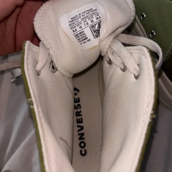 Converse Olive Green High-Tops with White Trim - Picture 6 of 6